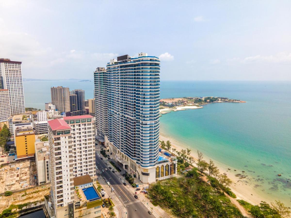 Howard Johnson Plaza By Wyndham Blue Bay Sihanoukville Exterior photo